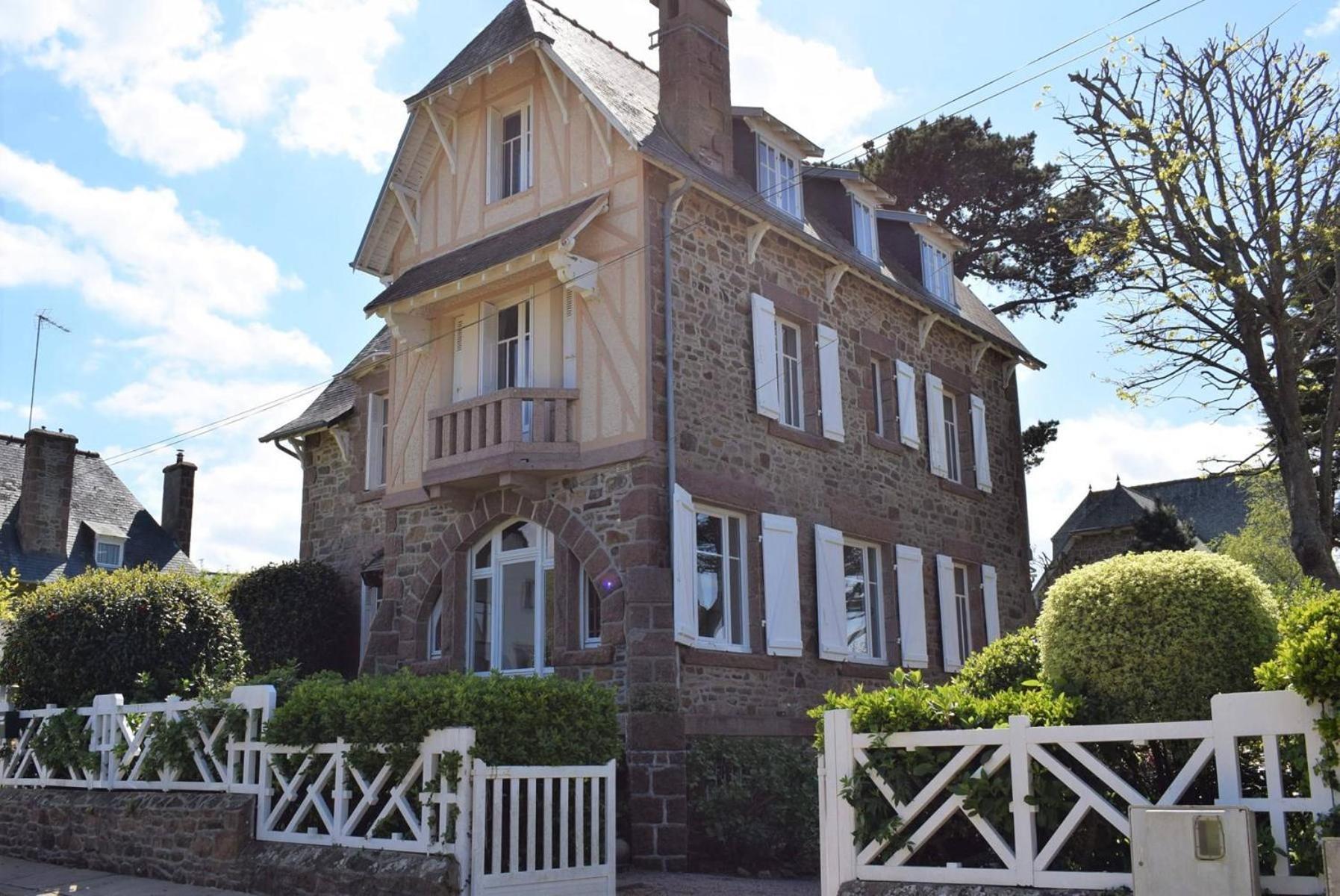 Belle Villa En Granit Rose Vue Sur Mer A Perros-Guirec - Ref 943 Exterior photo