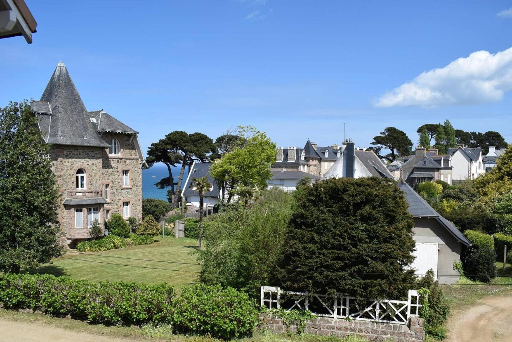 Belle Villa En Granit Rose Vue Sur Mer A Perros-Guirec - Ref 943 Exterior photo